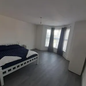 Rayan's Stratford Habitación en casa particular Londres